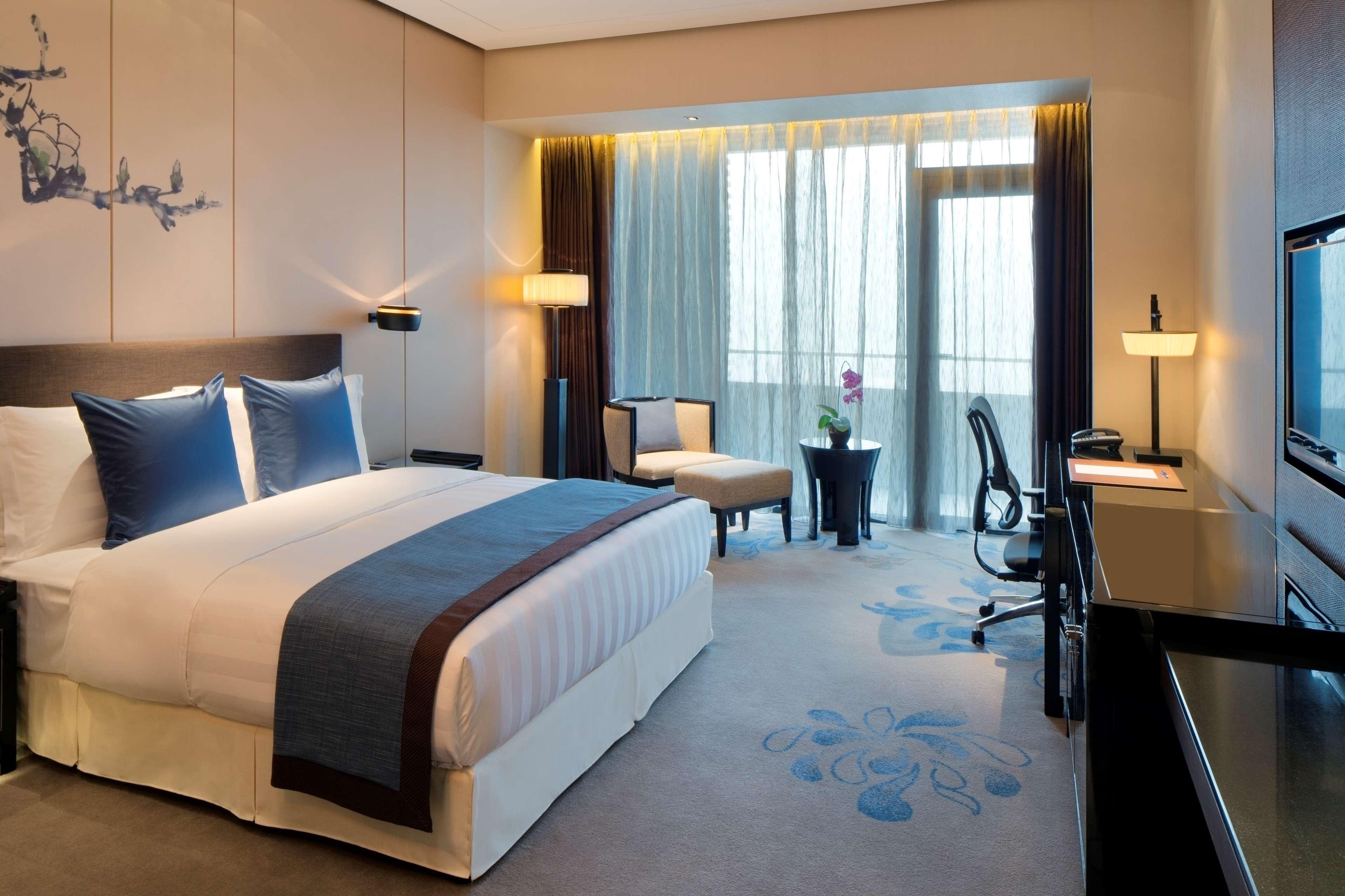 Chongqing Ronghui Grand Hotel Exterior photo