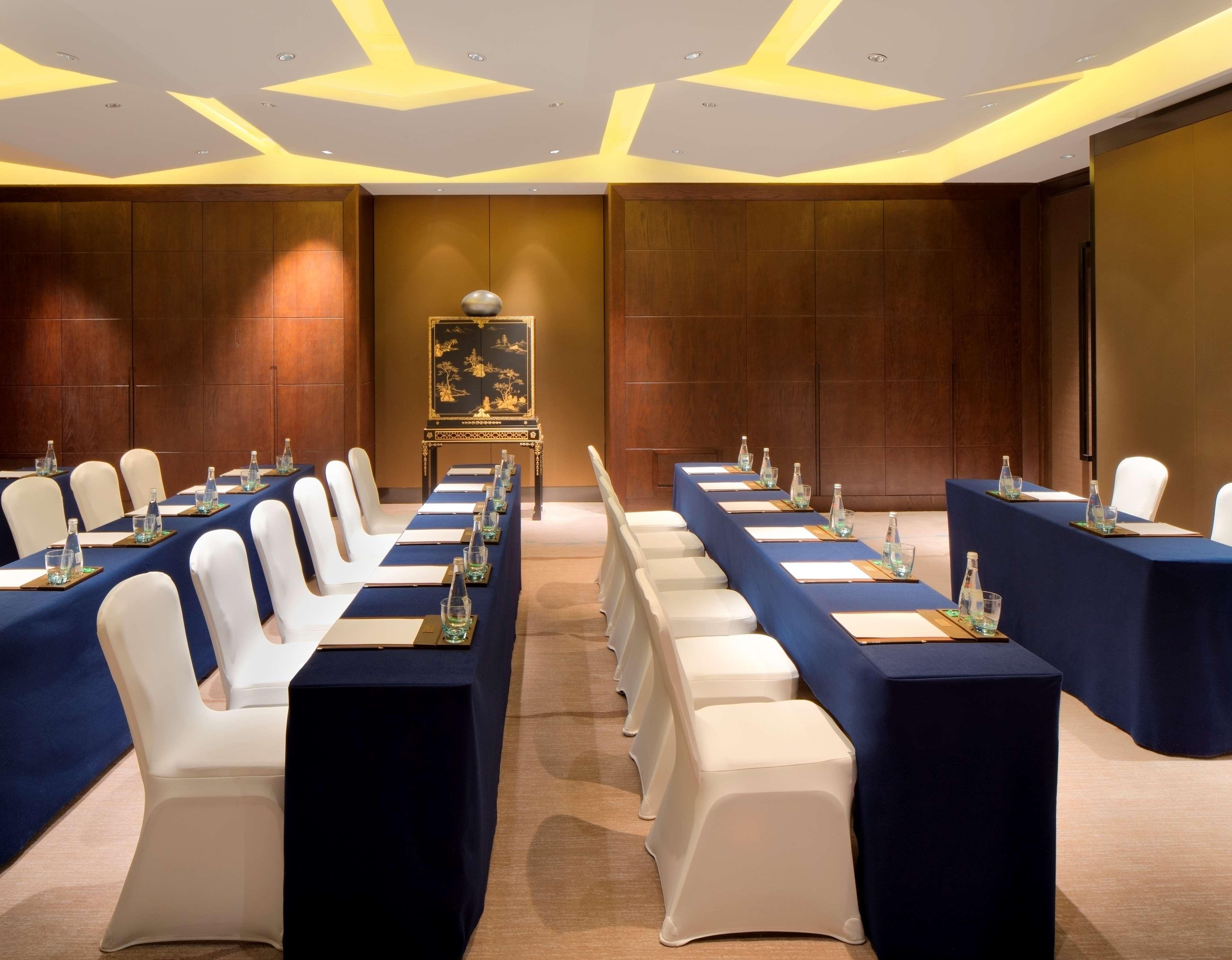 Chongqing Ronghui Grand Hotel Exterior photo
