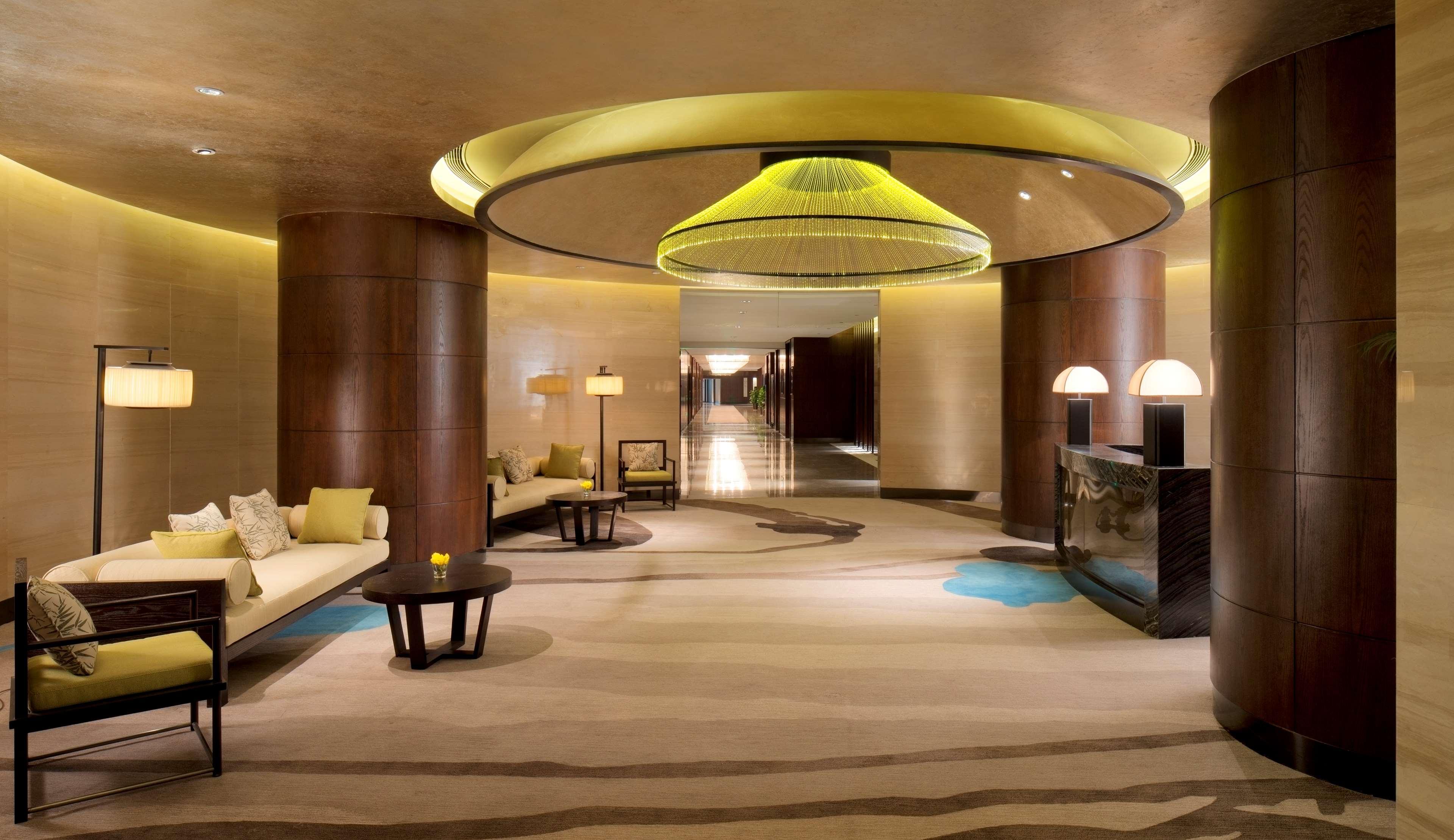Chongqing Ronghui Grand Hotel Exterior photo