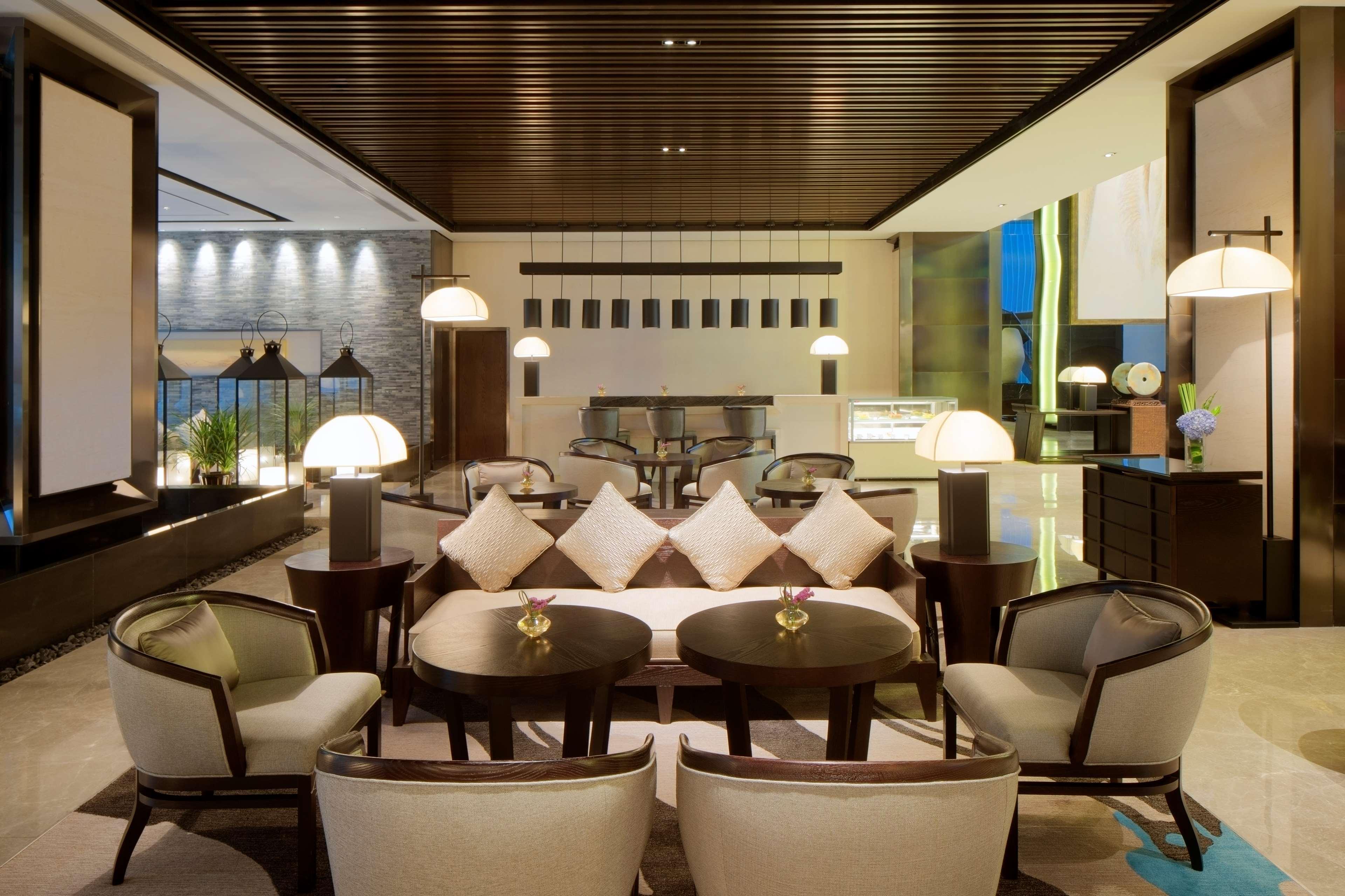 Chongqing Ronghui Grand Hotel Exterior photo