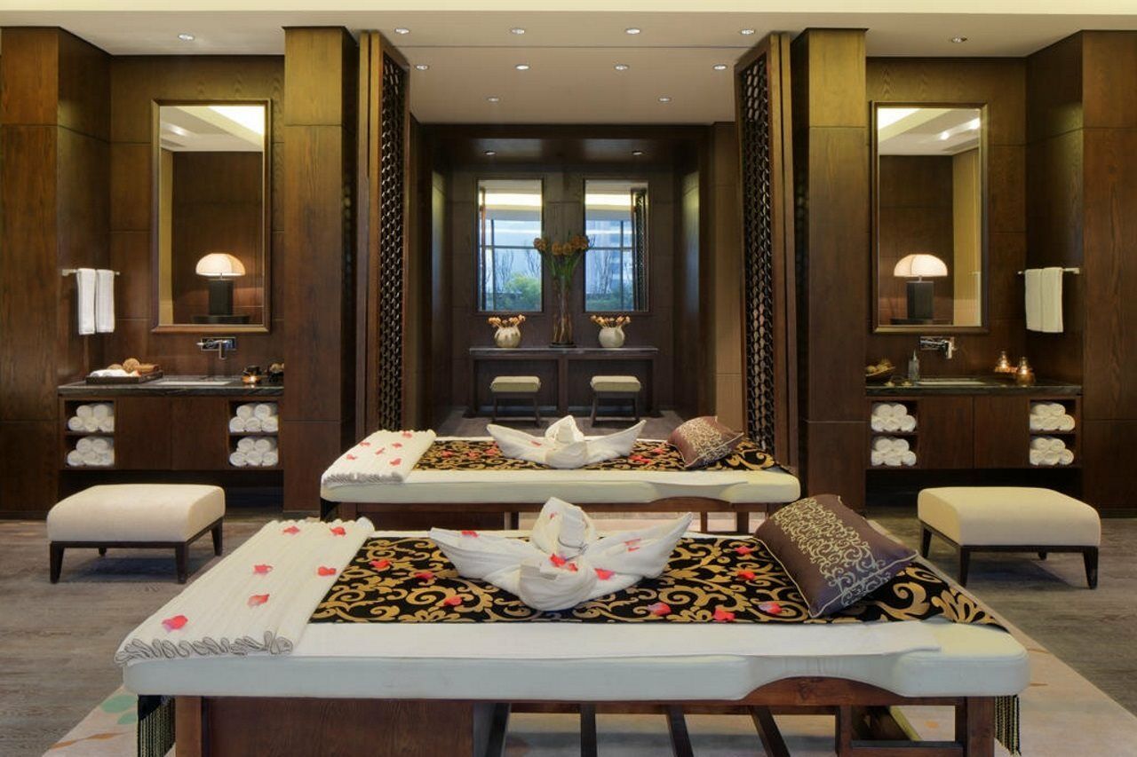 Chongqing Ronghui Grand Hotel Exterior photo