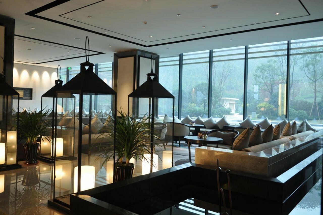 Chongqing Ronghui Grand Hotel Exterior photo