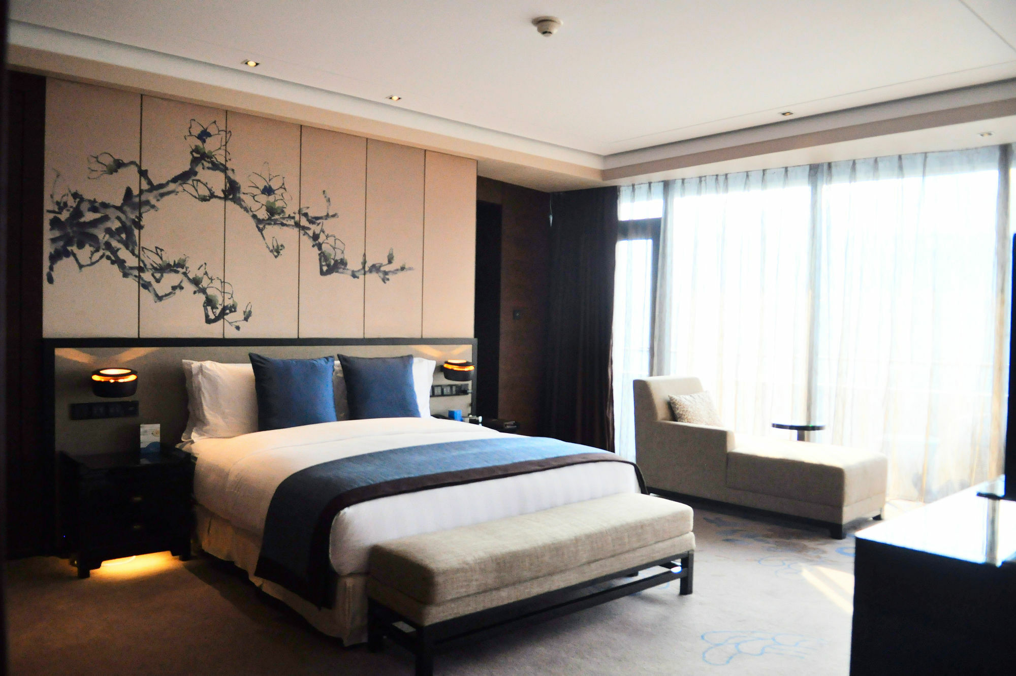 Chongqing Ronghui Grand Hotel Exterior photo