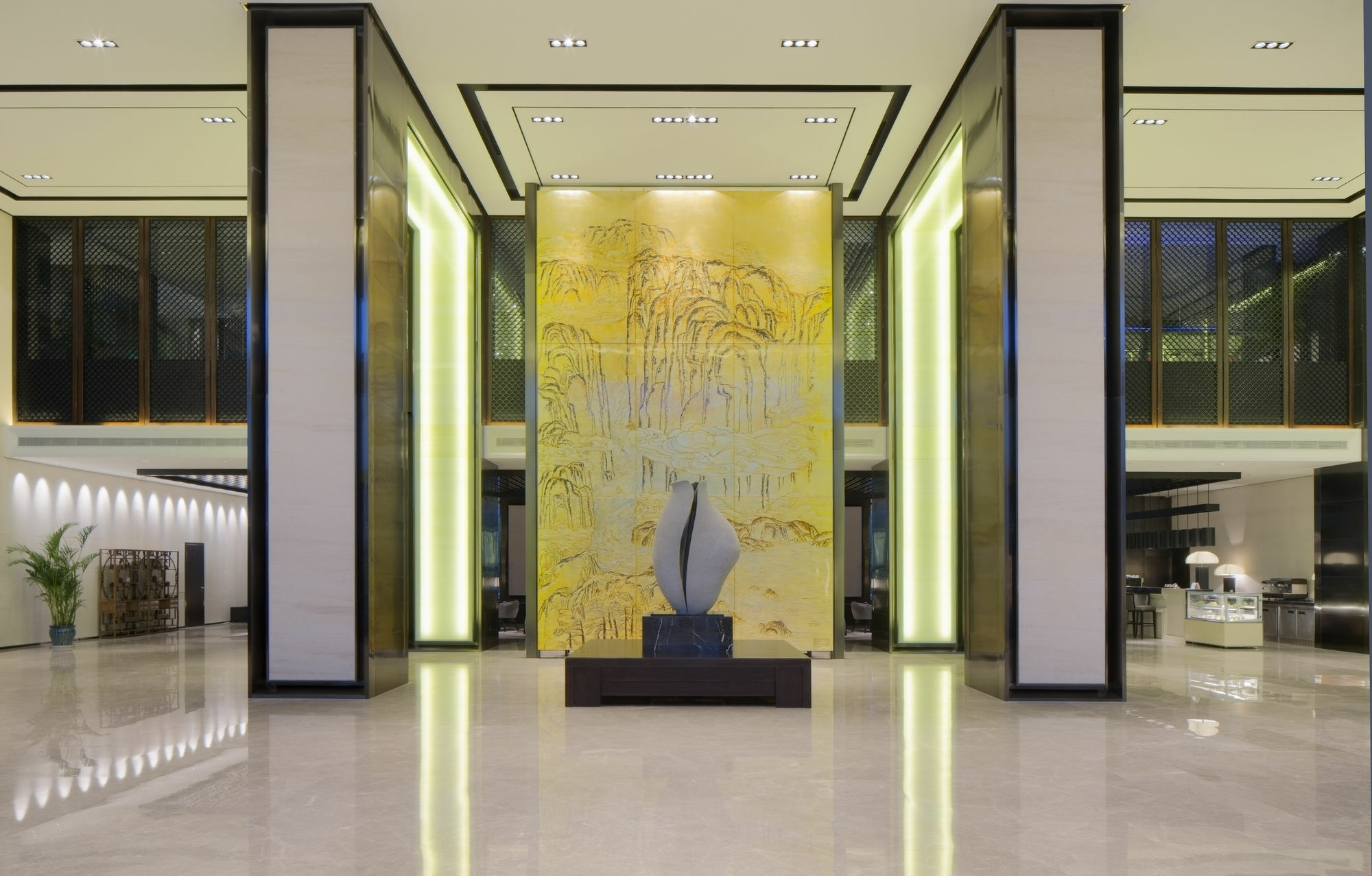 Chongqing Ronghui Grand Hotel Exterior photo
