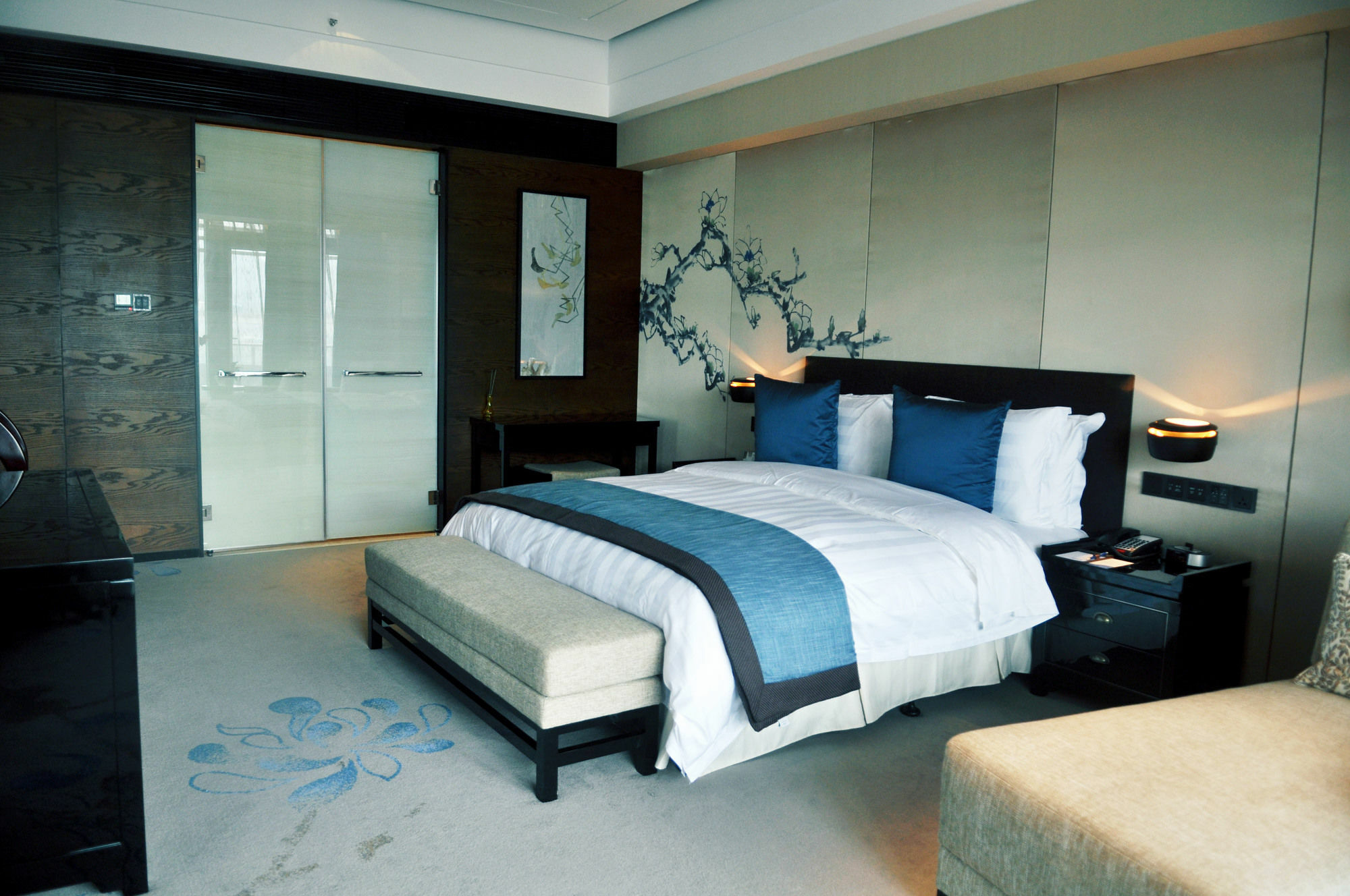 Chongqing Ronghui Grand Hotel Exterior photo