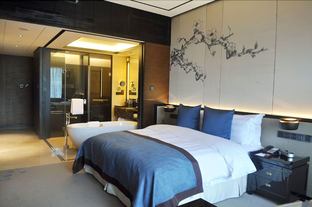 Chongqing Ronghui Grand Hotel Exterior photo